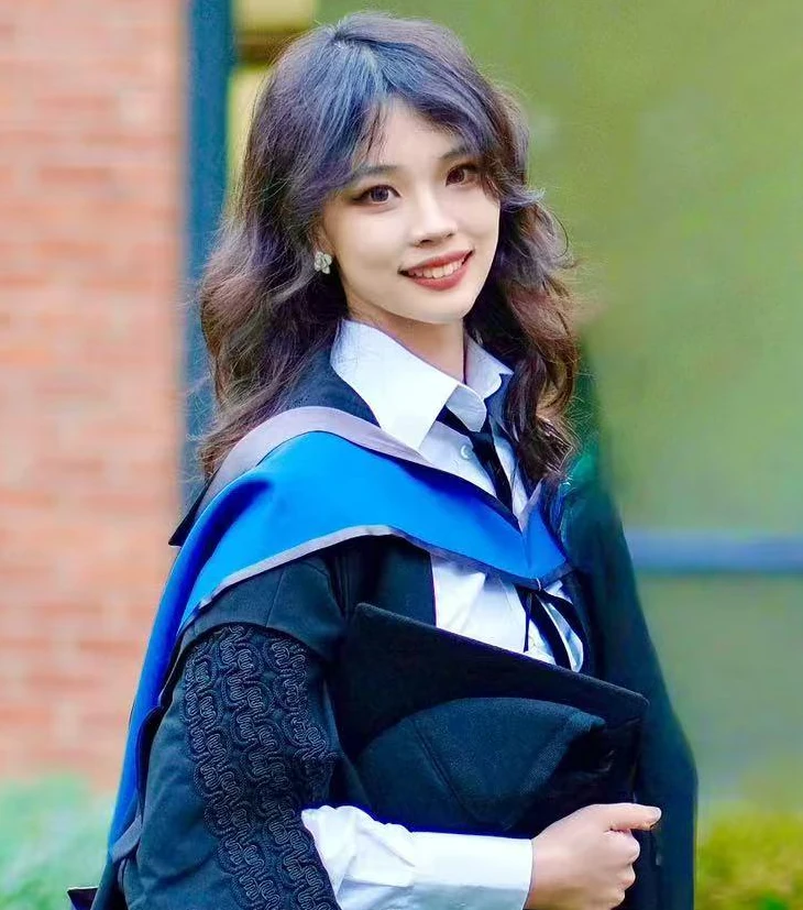 Xinyue Fu肖像